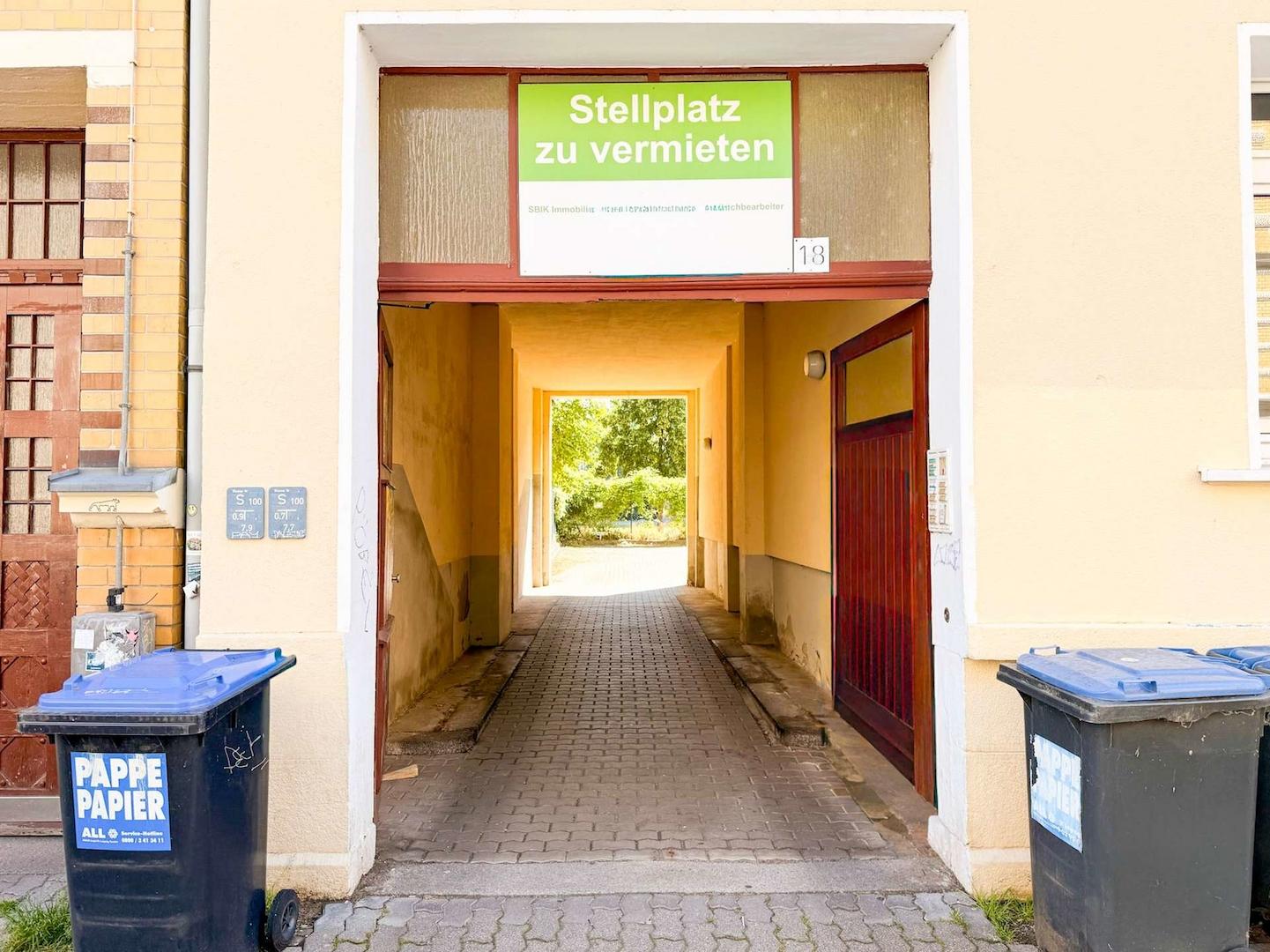 Einfahrt Innenhof
