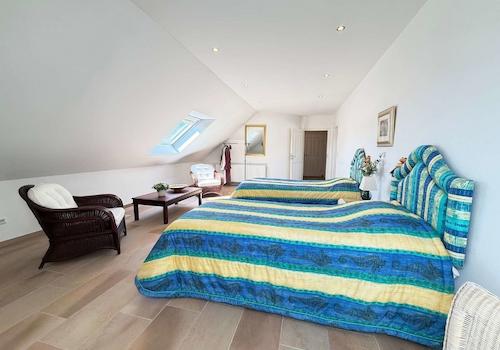 Schlafzimmer OG
