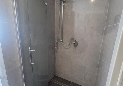 EG Dusche
