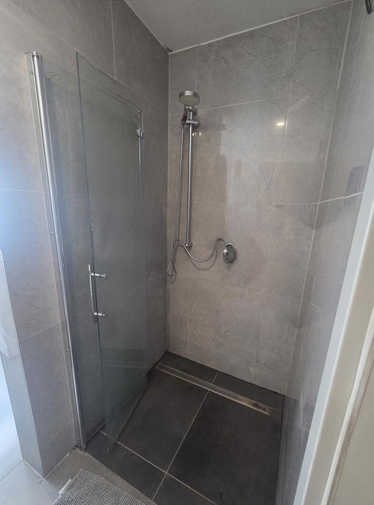 EG Dusche