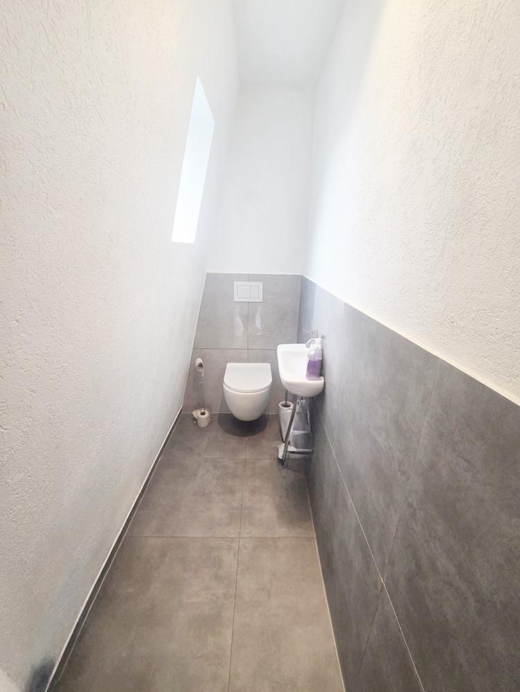 OG WC