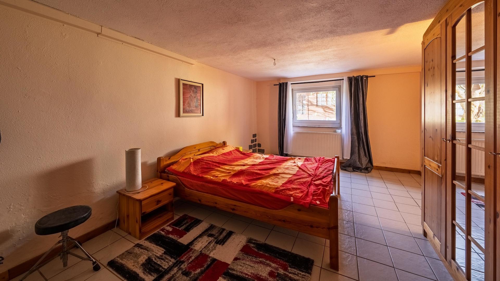 Schlafzimmer UG
