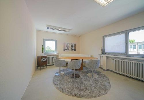 Büro 1. OG