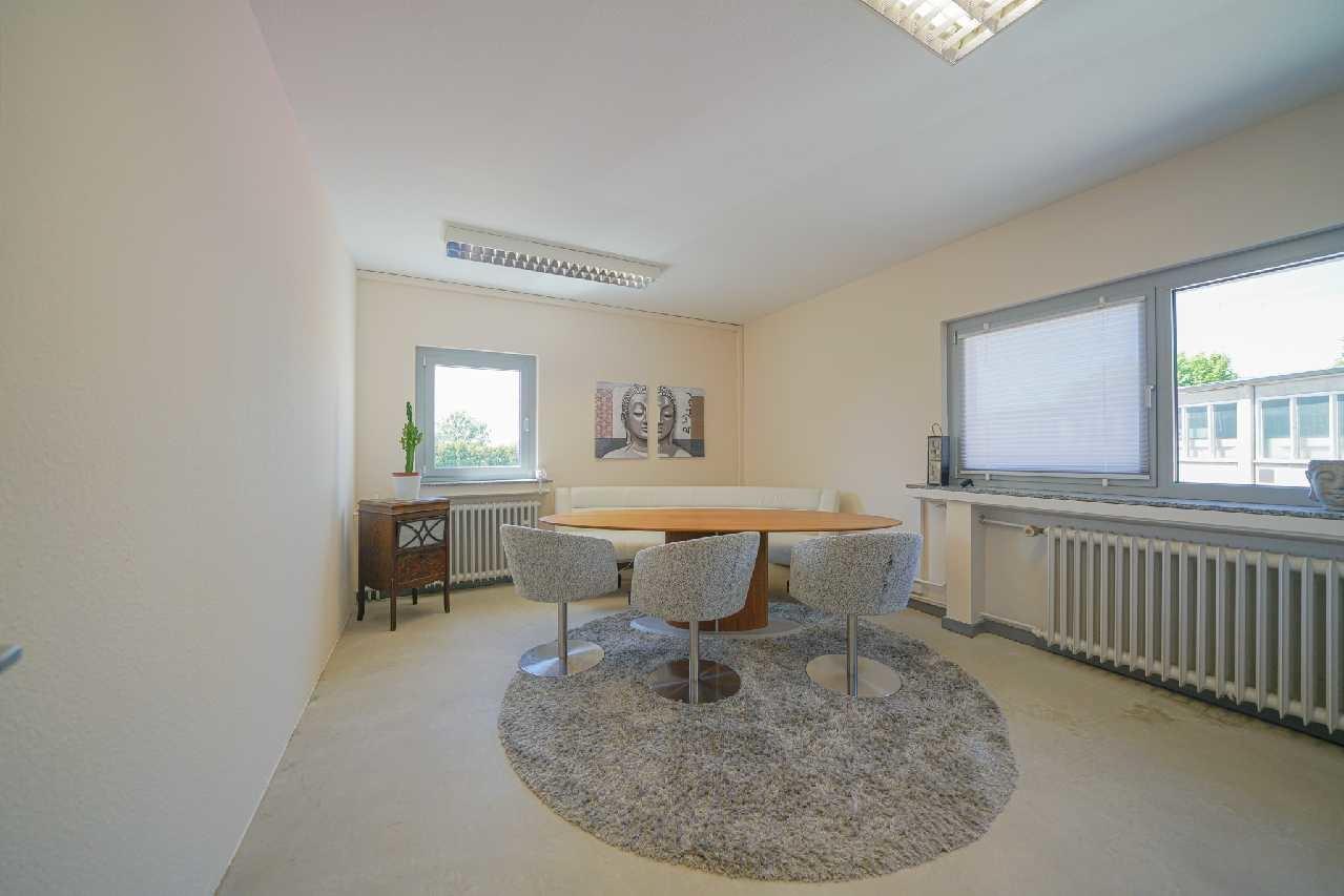 Büro 1. OG