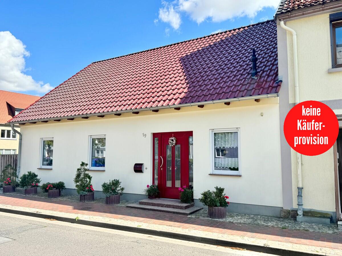 Hausansicht Straßenseite