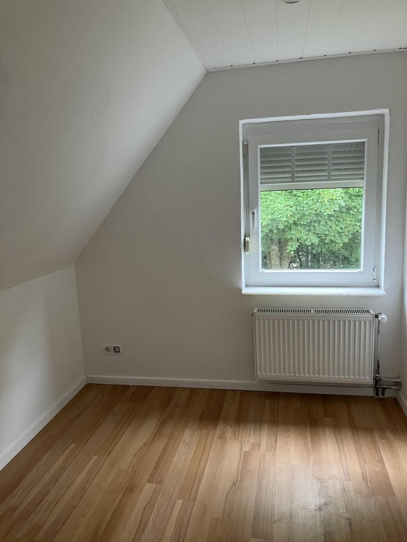 1. Schlafzimmer DG