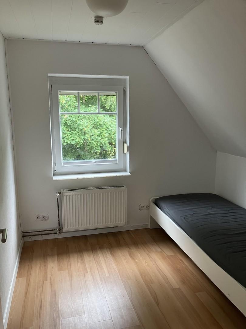 2. Schlafzimmer DG