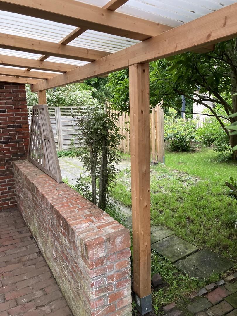 überdachte Terrasse