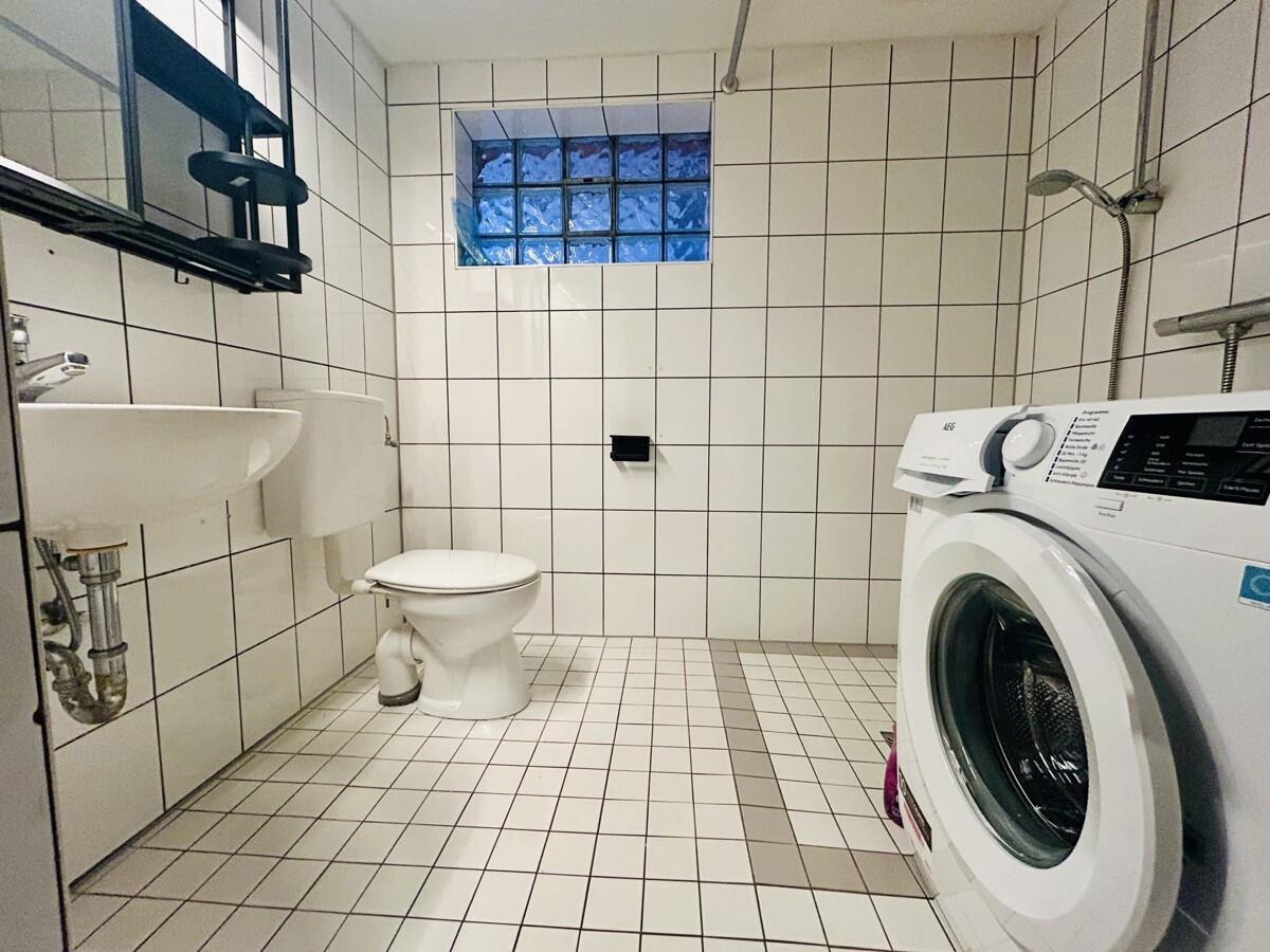 Badezimmer EG