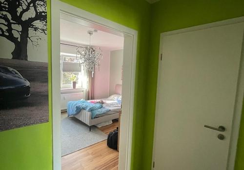 Blick ins Schlafzimmer