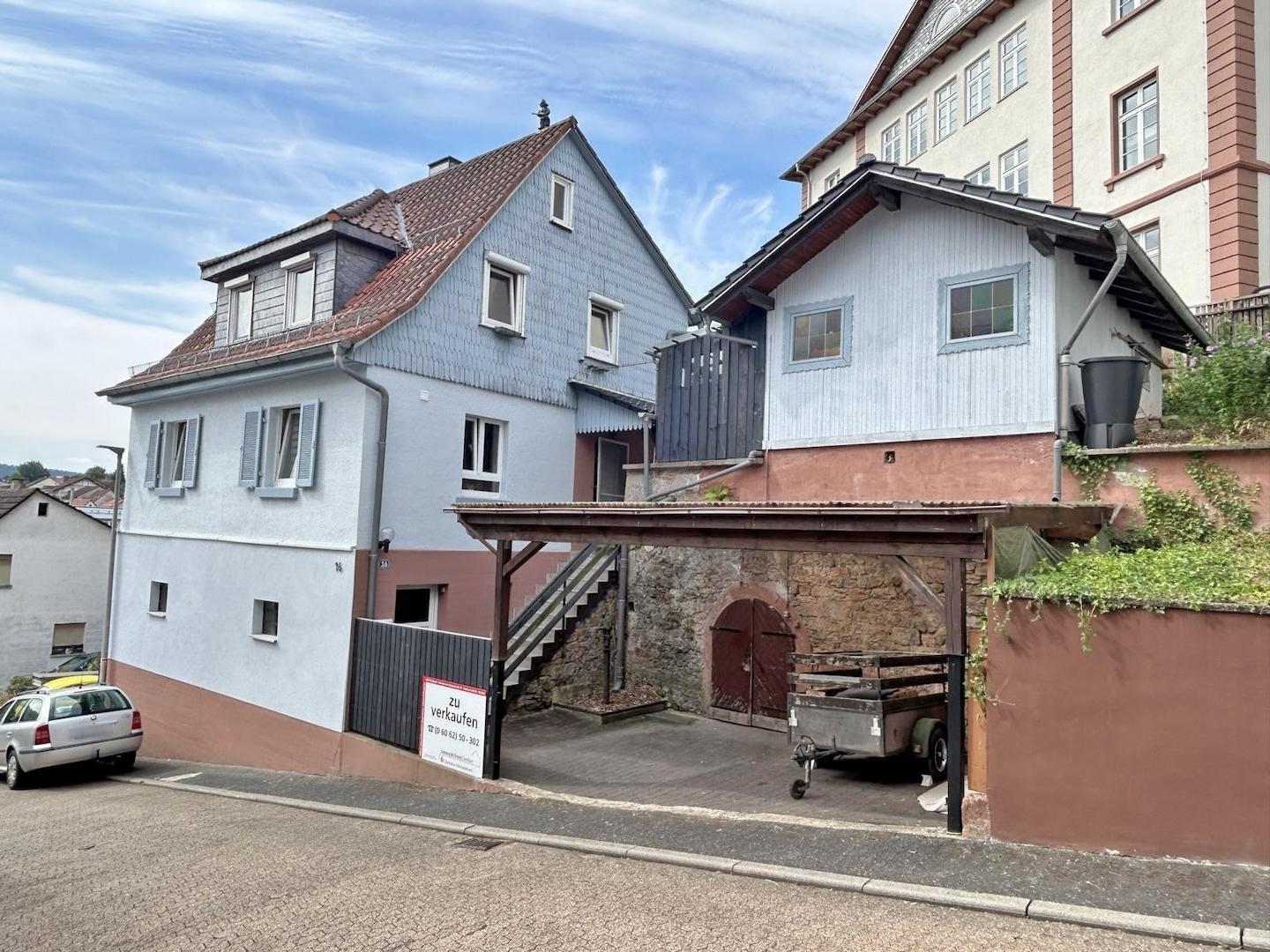 Carport vom Haus