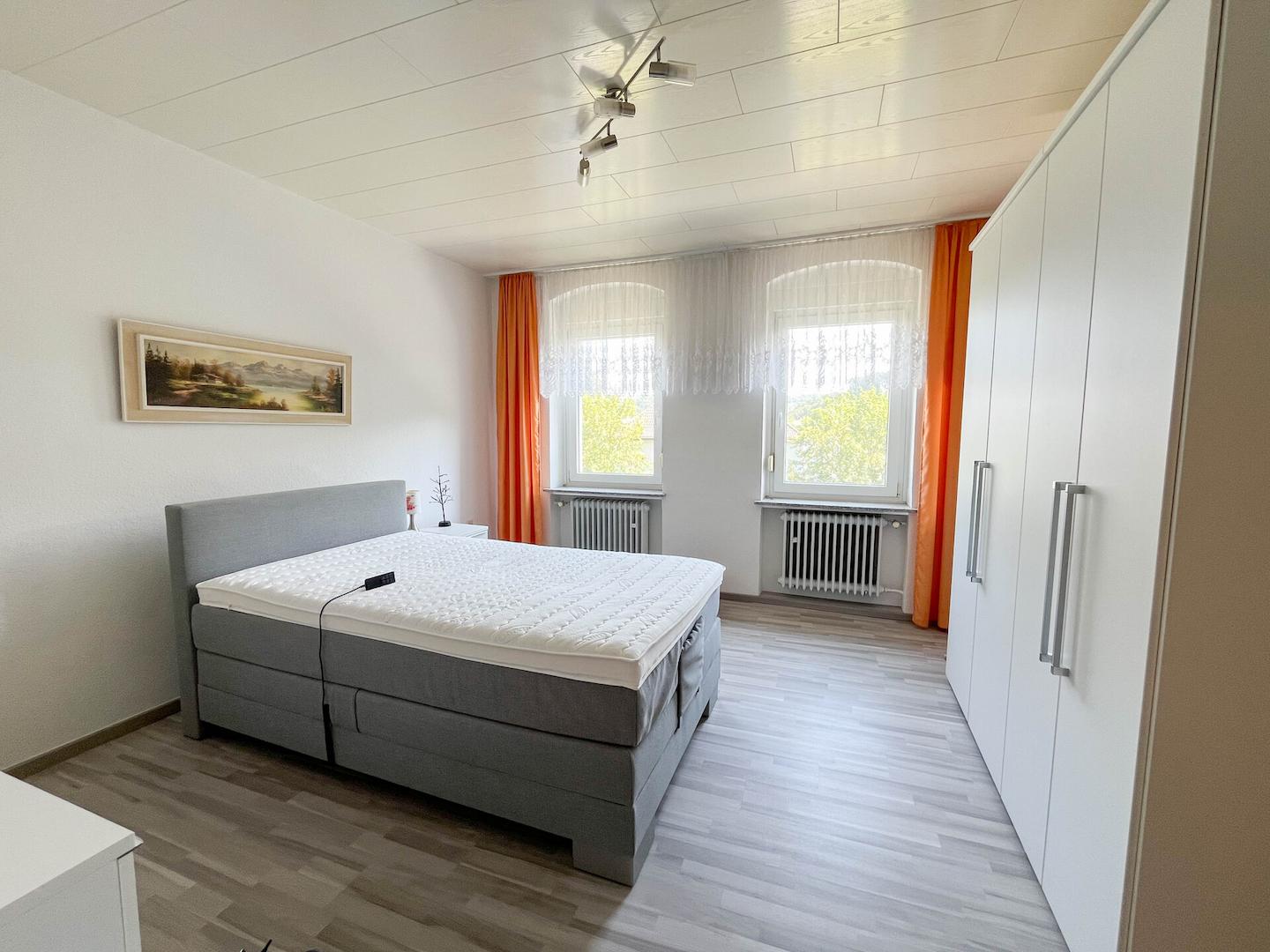 Schlafzimmer OG