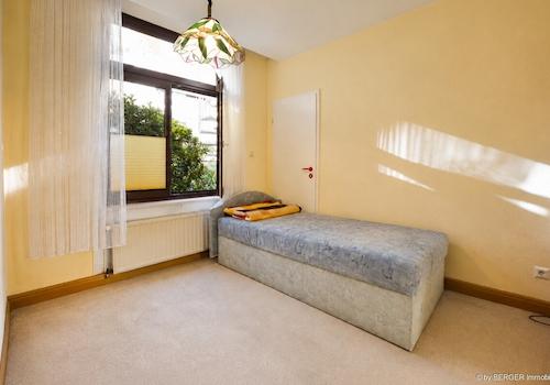 Zimmer I EG