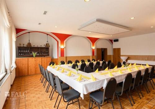 Saal II