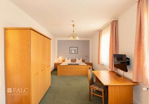 Hotelzimmer II