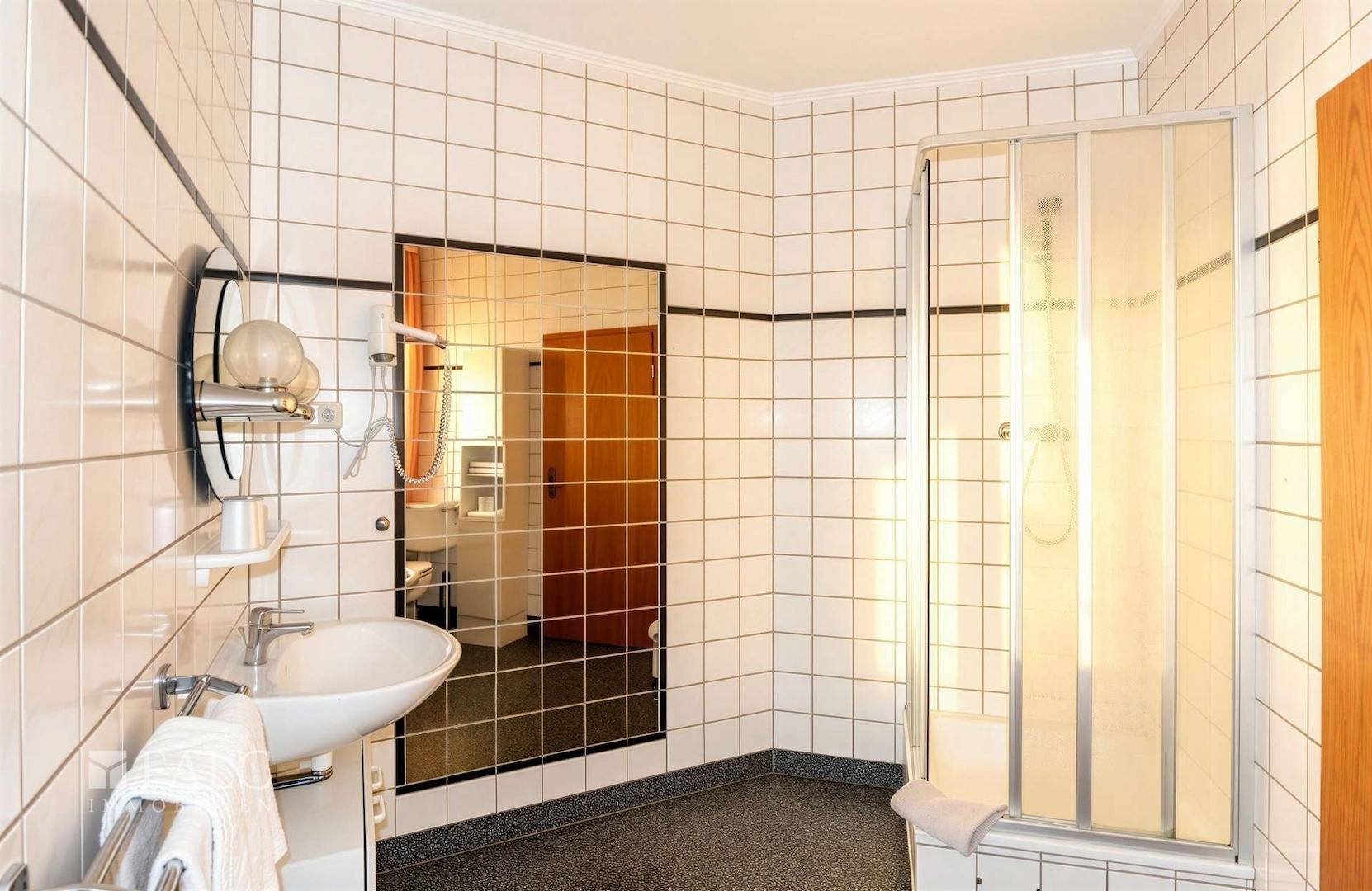 Hotelbad II