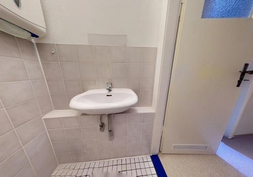 Badezimmer 2
