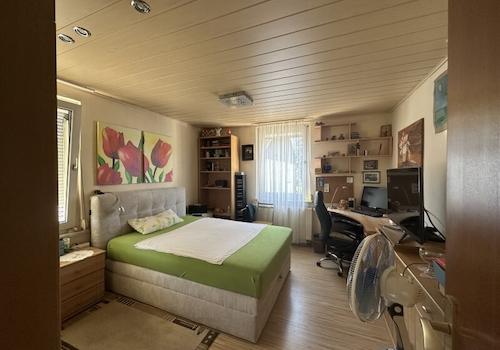 Schlafzimmer 1 OG
