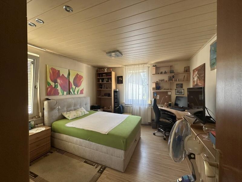 Schlafzimmer 1 OG