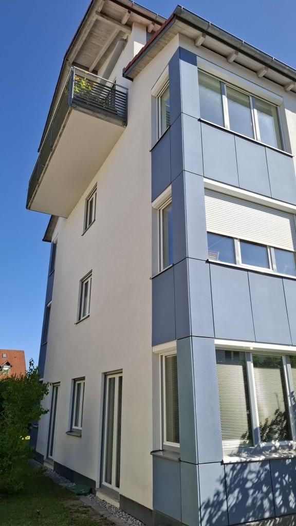 Büro über 2 Seiten