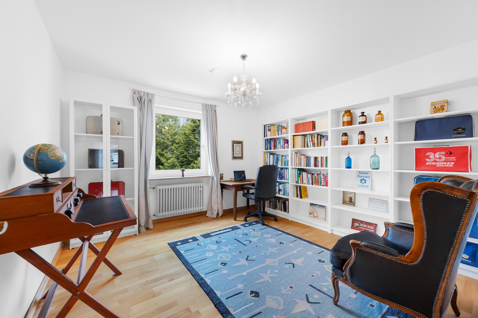 Arbeitszimmer