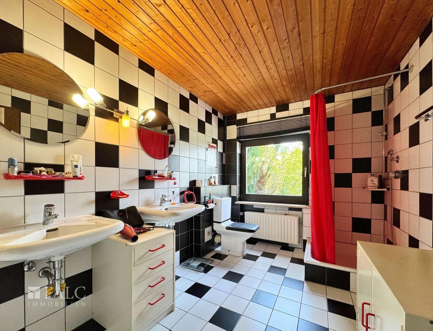 Badezimmer OG