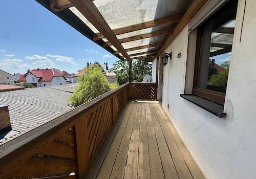Balkon OG