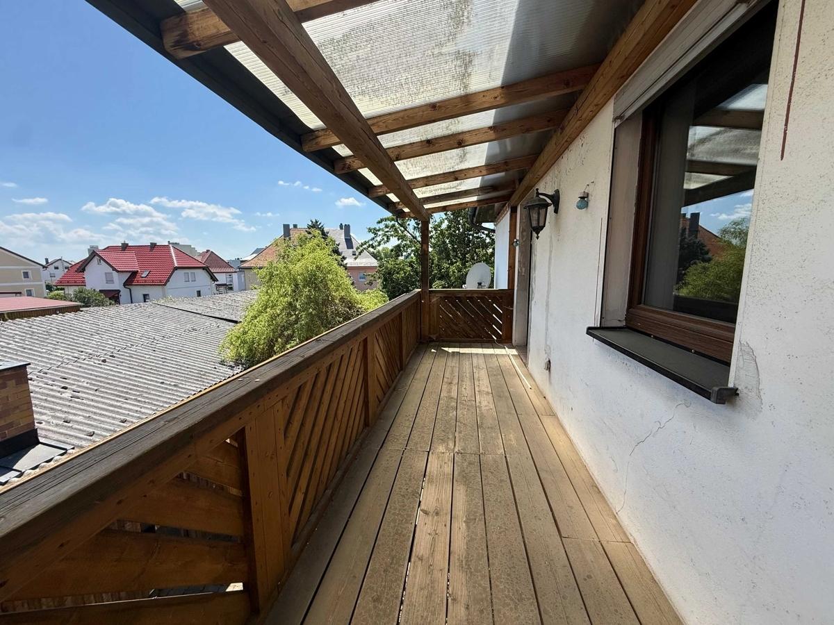 Balkon OG