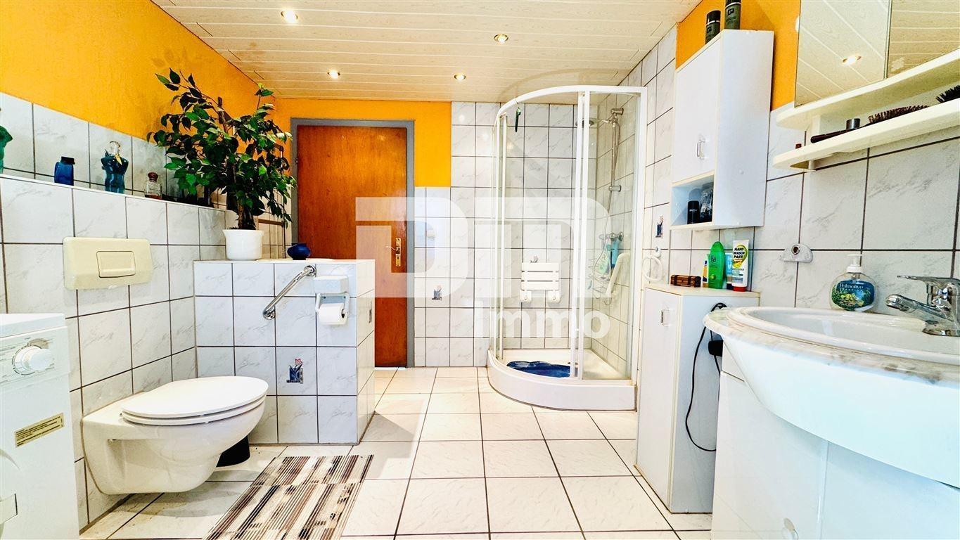 EG Bad Dusche / Waschmaschinenanschluss