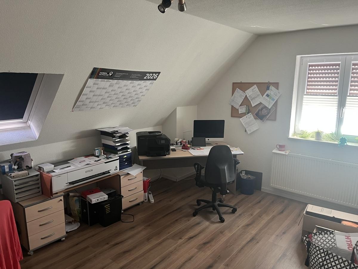 Büro_Bild 1.
