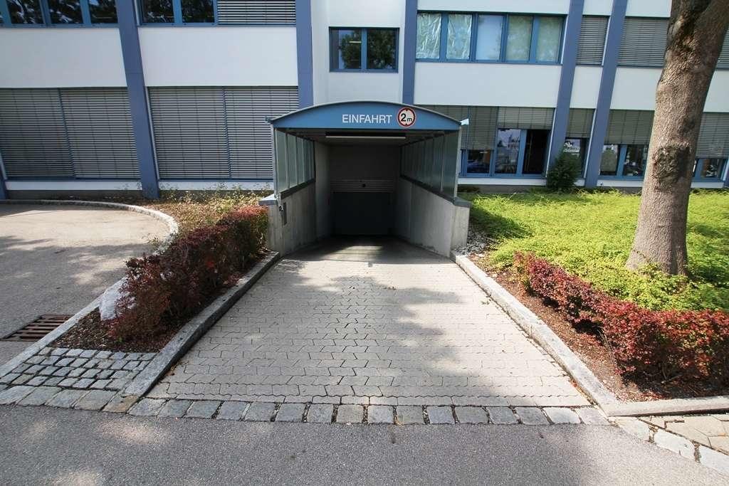 Tiefgaragen Einfahrt