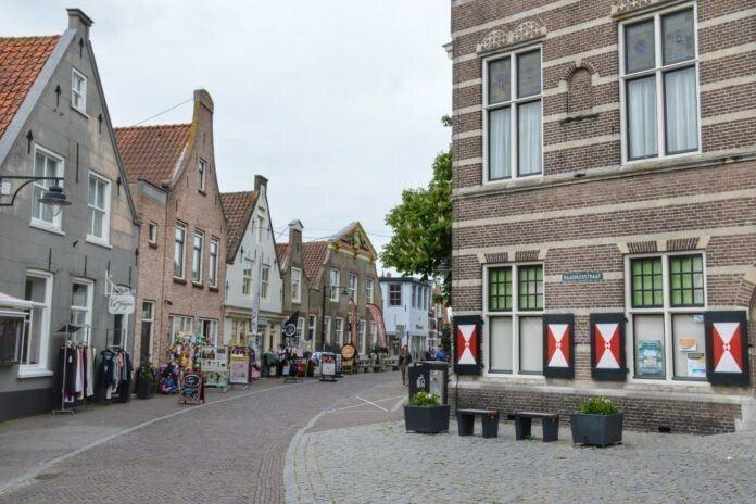 kaufen-freistehendes-haus-ouddorp-recreatieadviseurs-vakantiehuistekoop-nl.webp016