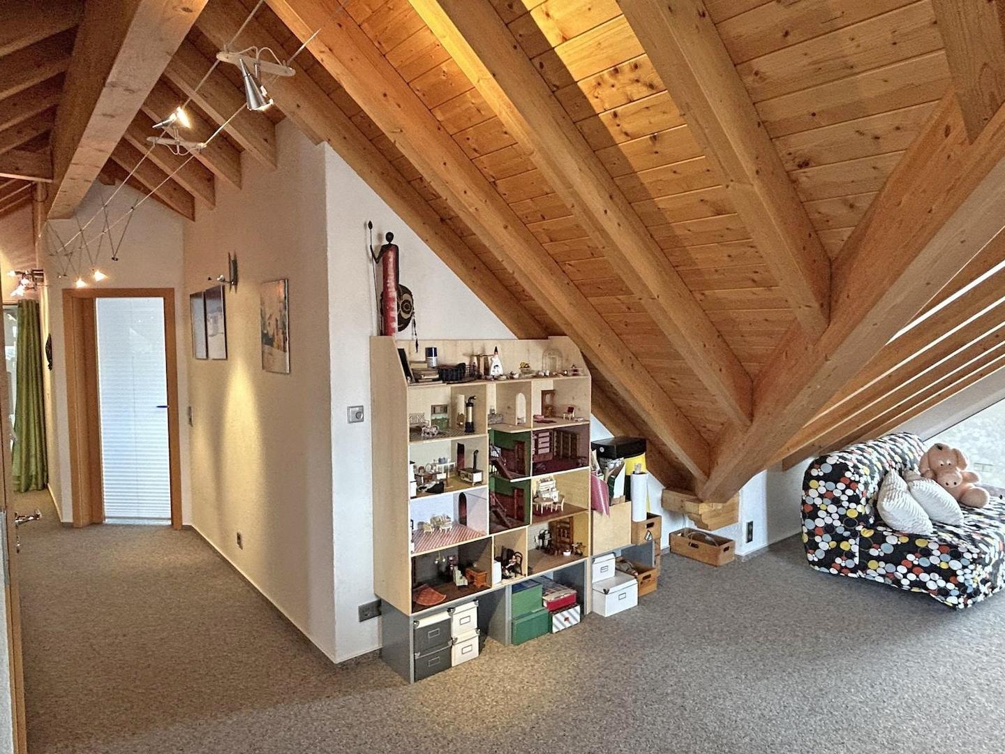 DG - Studio mit potenzial zur 3. Wohnung
