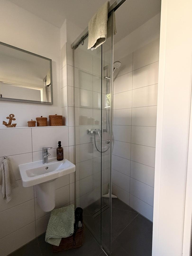 Gästebad / Dusche EG