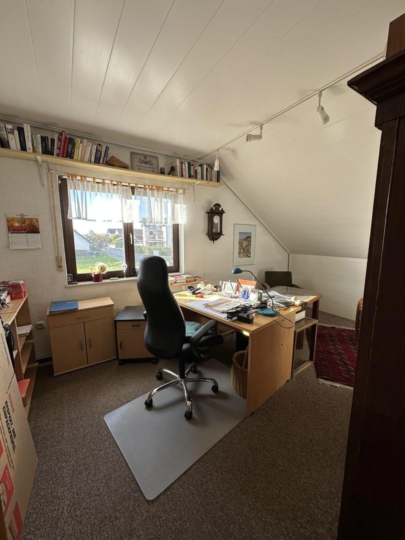 Kinderzimmer 1/ Arbeitszimmer