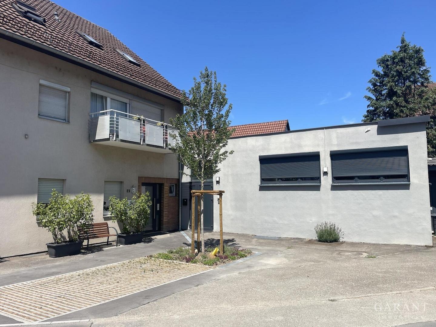 Eingang Wohnungen- Atelier