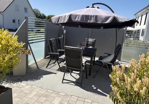 geschützte Südterrasse