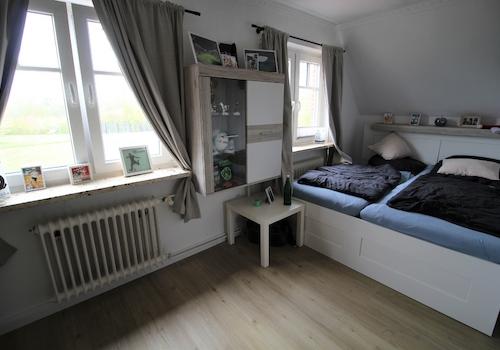Schlafzimmer 2