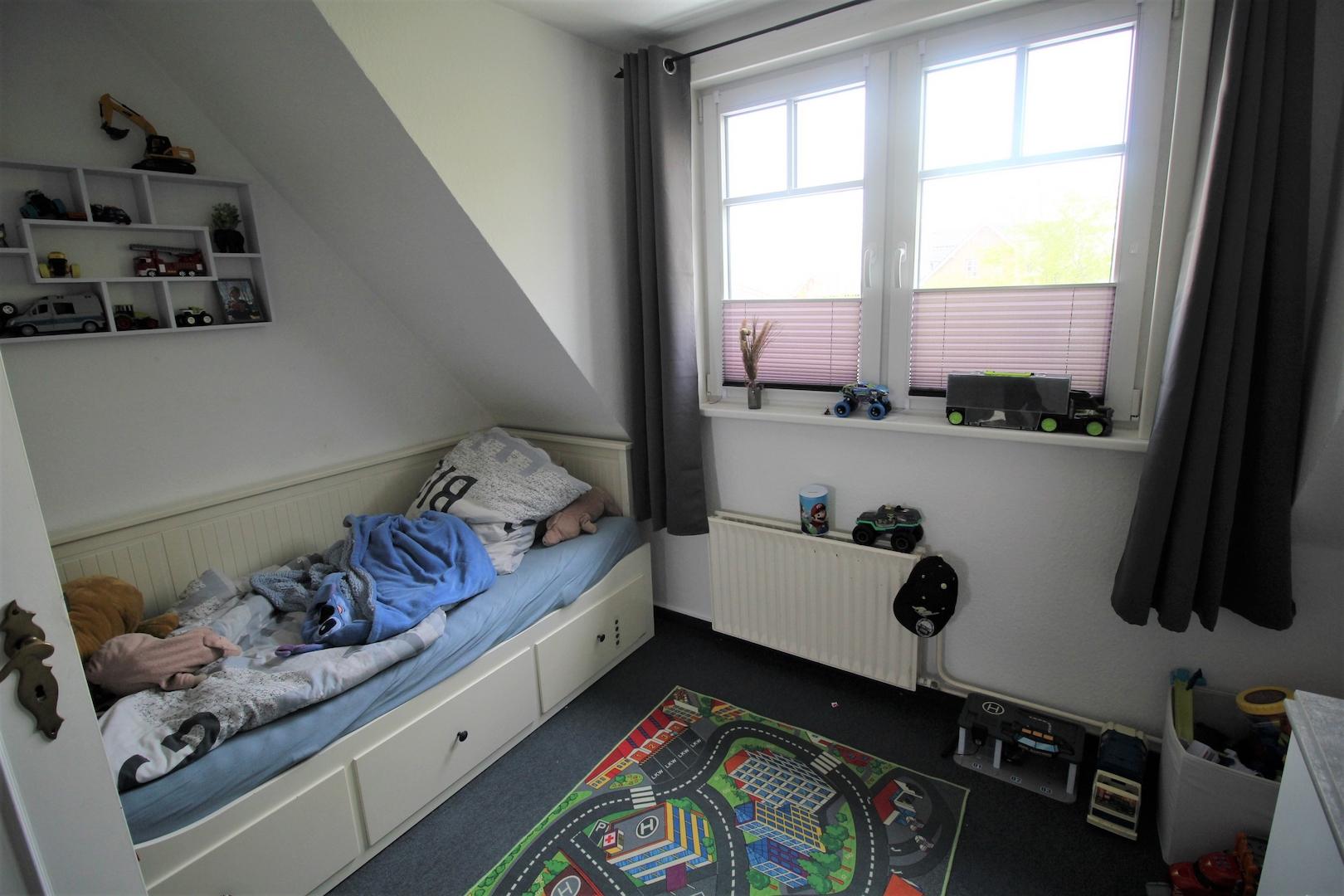 Schlafzimmer 3