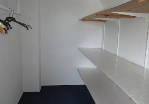 begehbarer Kleiderschrand DG