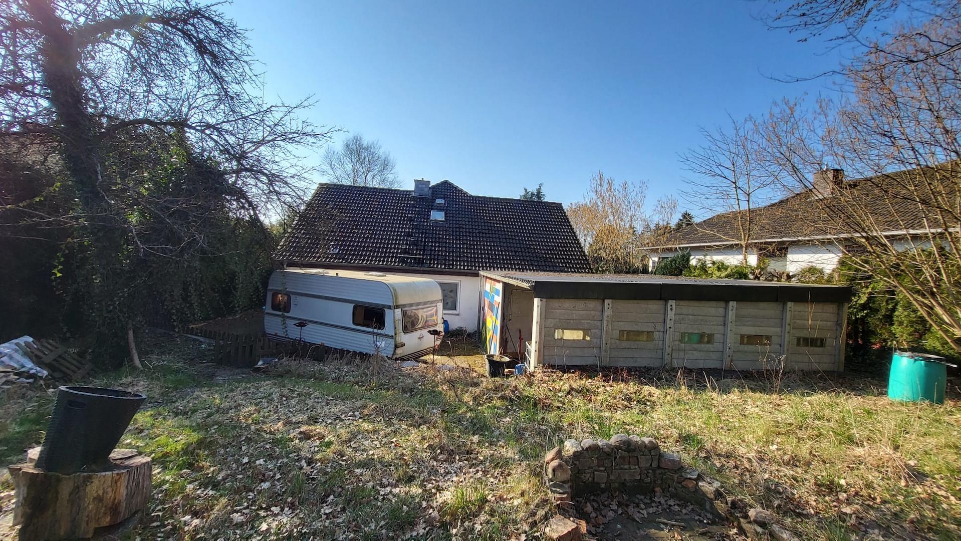 Blick aus dem Garten
