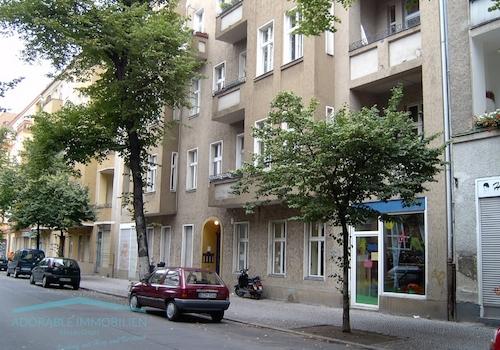 Haus mit Kita von vorn