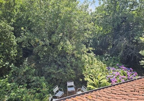 Blick aus der Dachgaube Bad DG