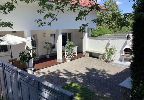 DHH mit Südterrasse
