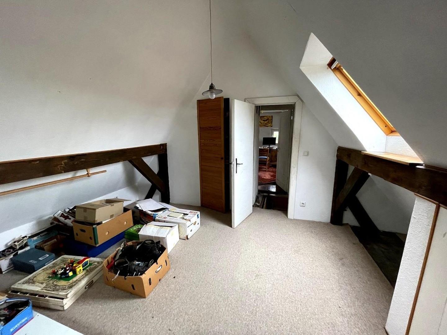 Spitzboden Zimmer West