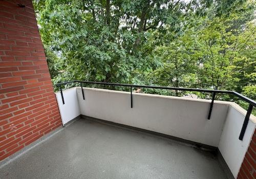 Balkon ( Musterfoto)