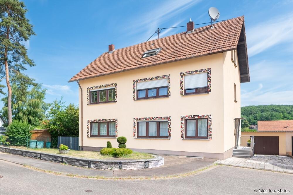 Freistehendes Generationenhaus in ruhiger Wohnlage