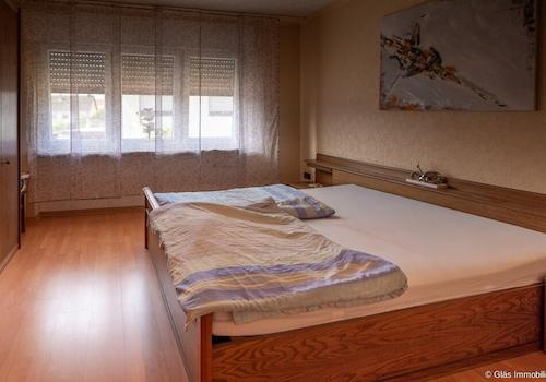 Schlafzimmer OG
