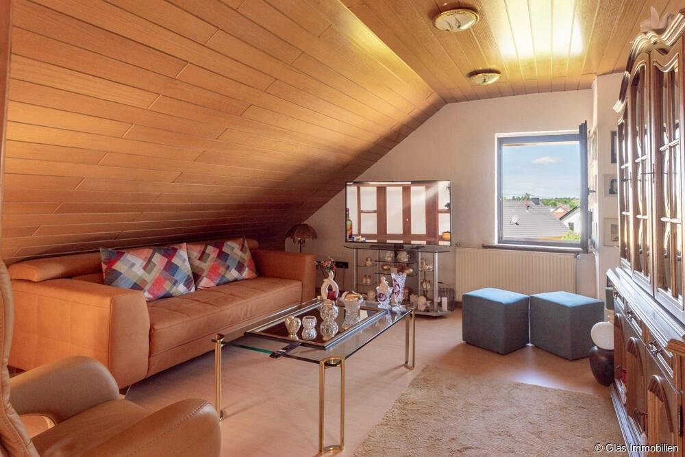 Wohnzimmer DG