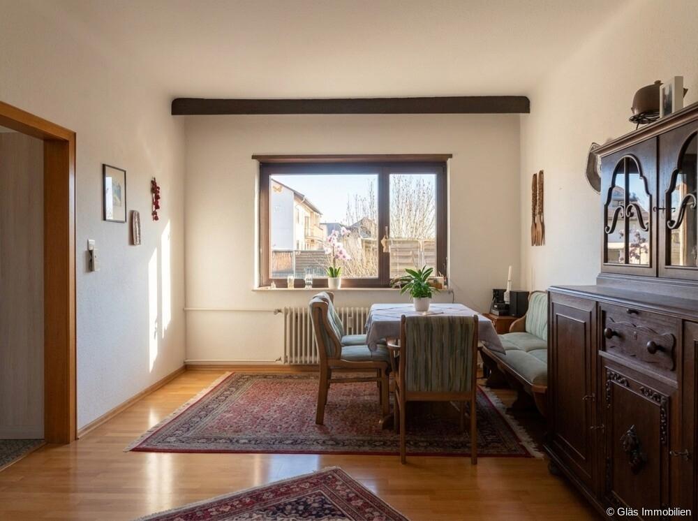 Esszimmer Erdgeschoss mit angrenzender Küche